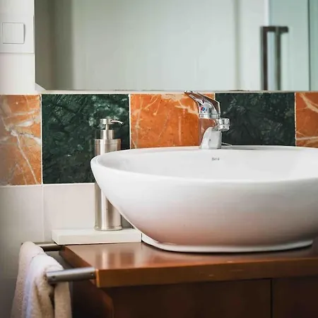 Atico Con Terraza Privada Cerca De La Catedral Apartment *