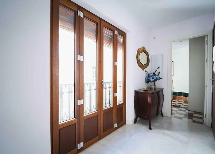 Atico Con Terraza Privada Cerca De La Catedral Apartment *